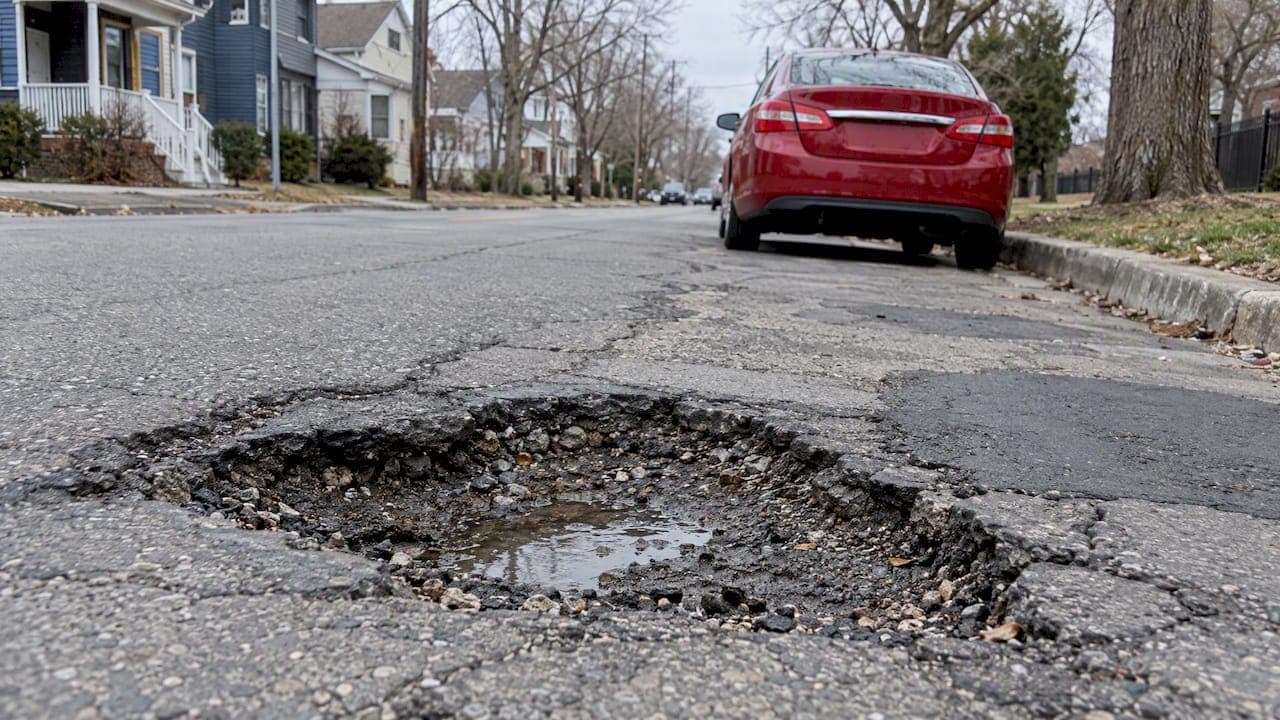 U.S. Road Defect Liability: Miss a Notice Deadline, Risk Your Claim
